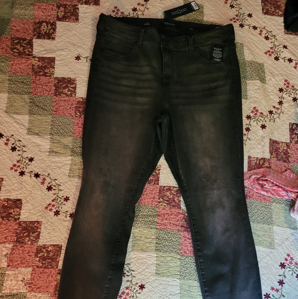 LIVERPOOL Los Angeles the SKINNY size 18W. NWT